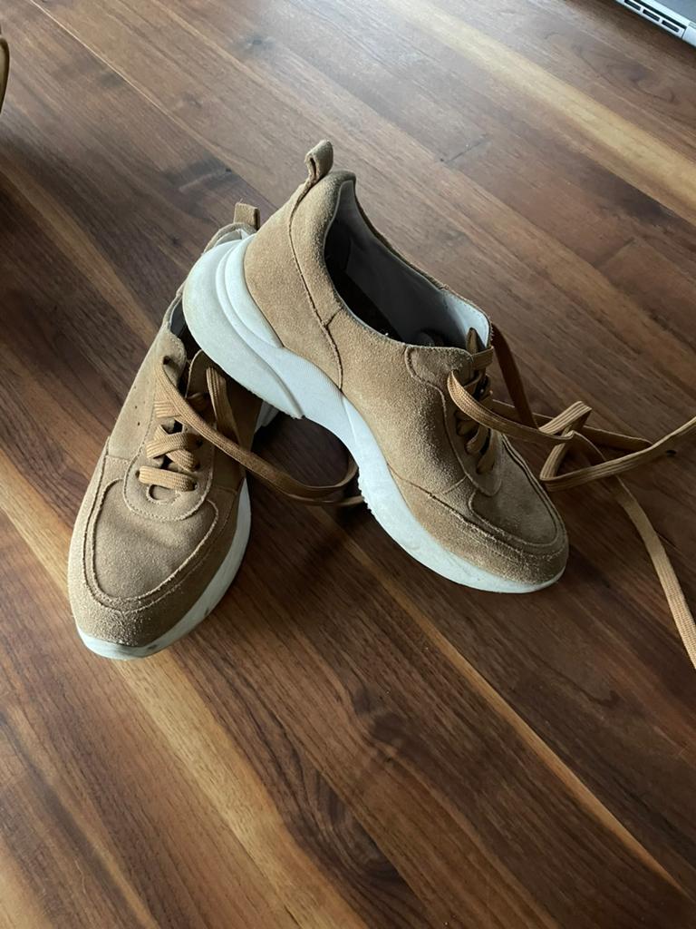Zuss duede dames sneakers mt 39, Kleding | Dames, Bruin, Ophalen of Verzenden, Sneakers of Gympen, Gedragen