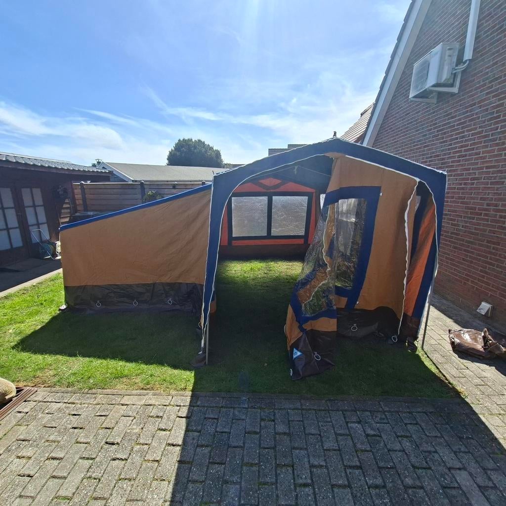 Ruime 4 personen tent, Caravans en Kamperen, Tenten, Gebruikt, Ophalen of Verzenden