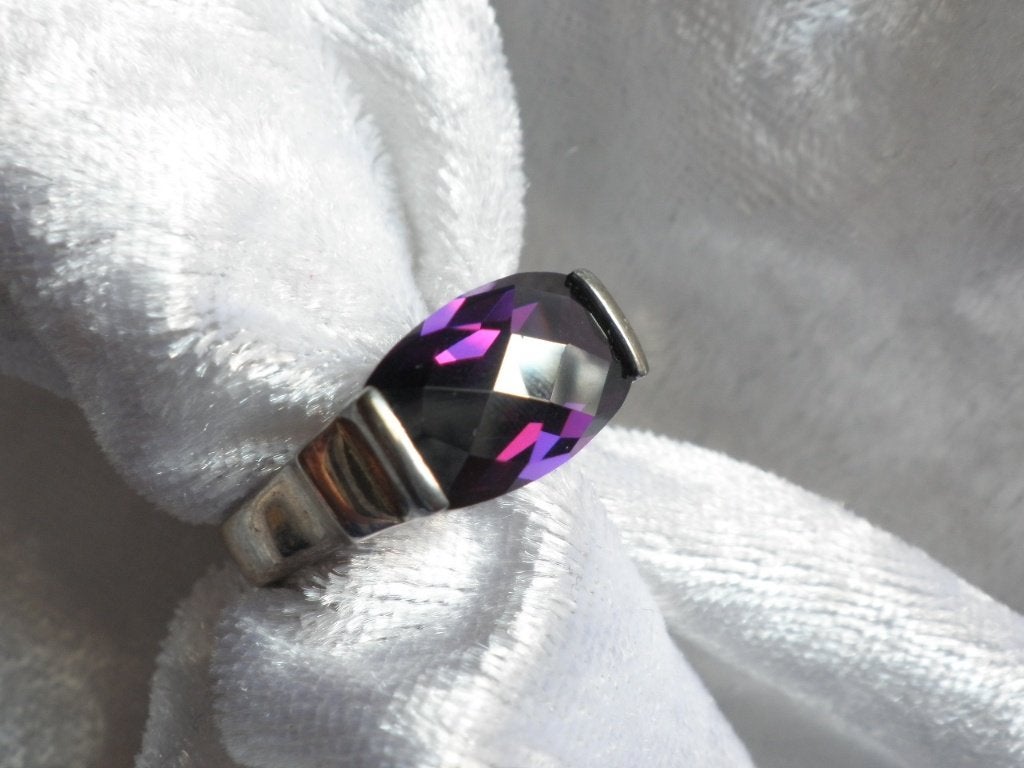 Mooie Zilveren Ring met Facet Geslepen Diep Paarse Amethist, Sieraden, Tassen en Uiterlijk, Verzenden, Zilver, Ring, Met edelsteen