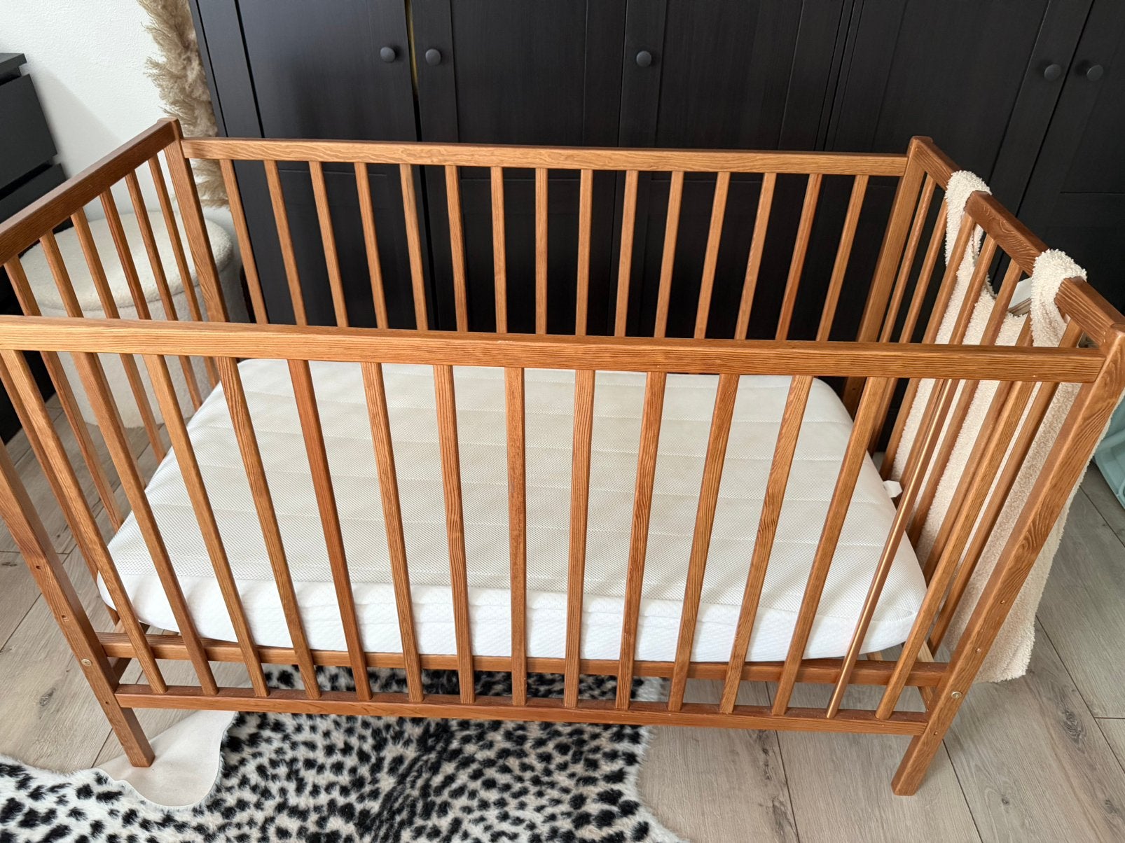 Vintage ledikant incl matras Hola BB, Ophalen, Zo goed als nieuw, Ledikant