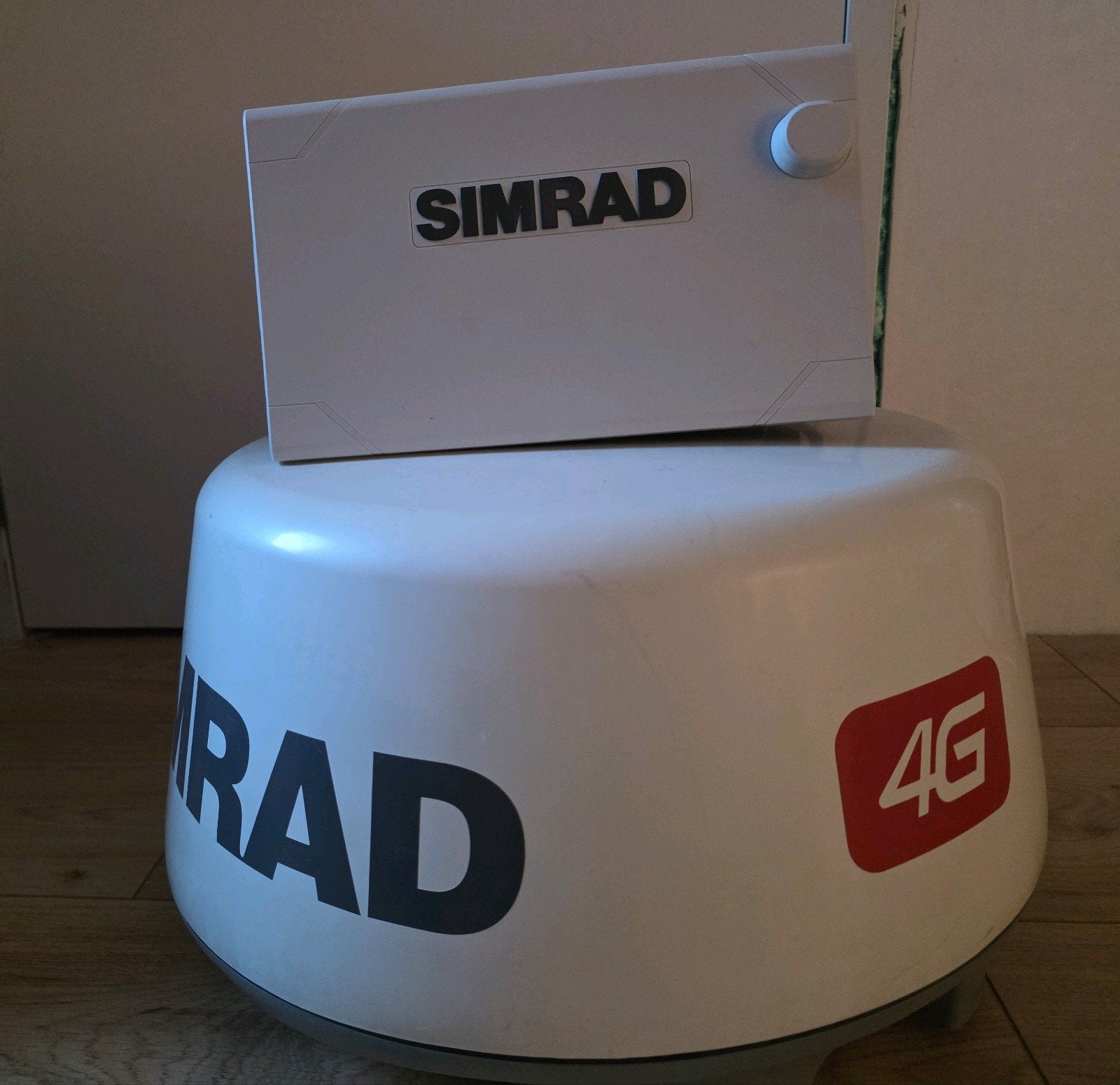 Simrad NSS9 Evo3 kaartplotter met 4G radar en toebehoren, Ophalen of Verzenden, Radar