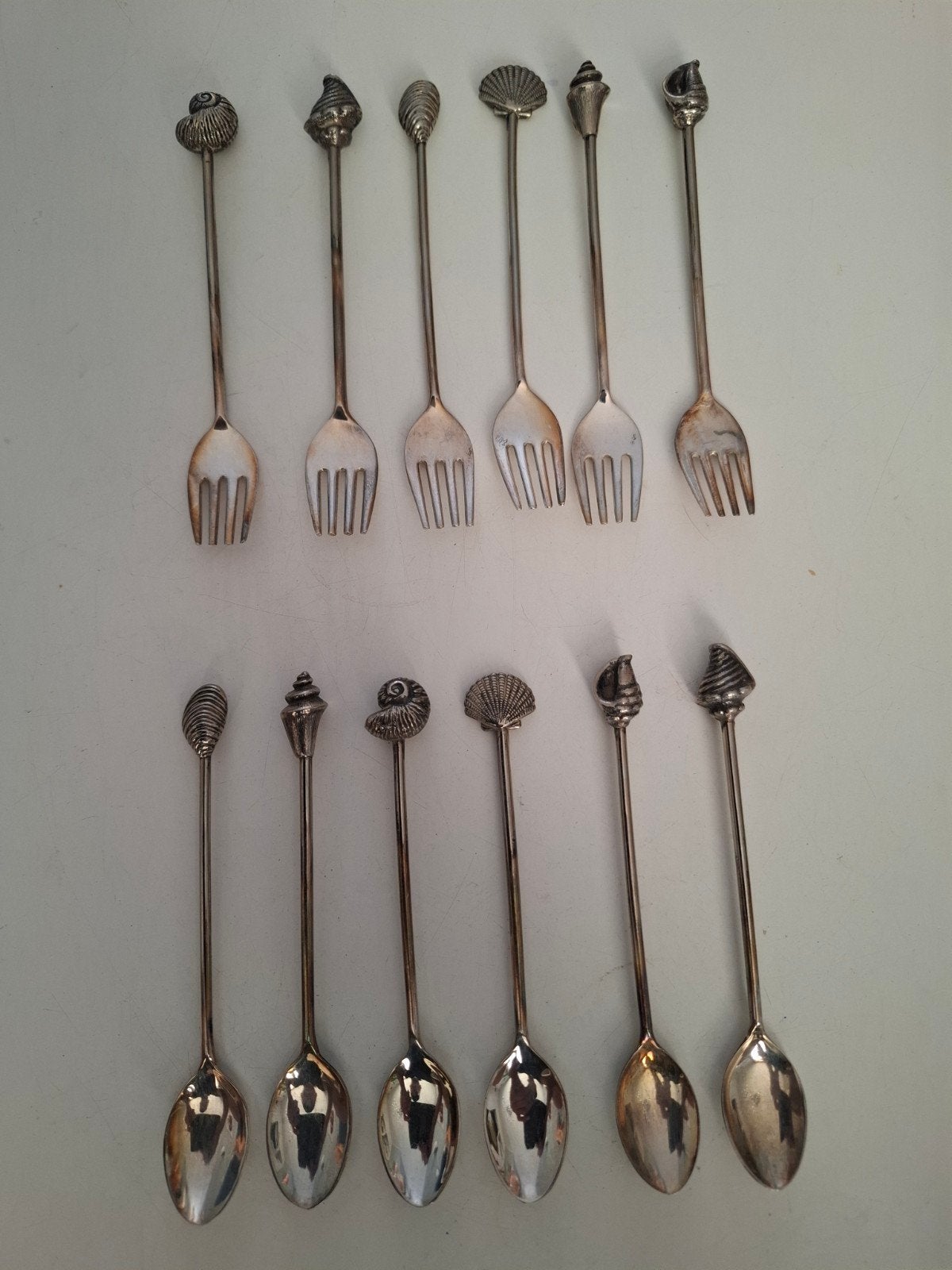 Set van 12 antieke verzilverde schelpen bestekjes, Ophalen of Verzenden