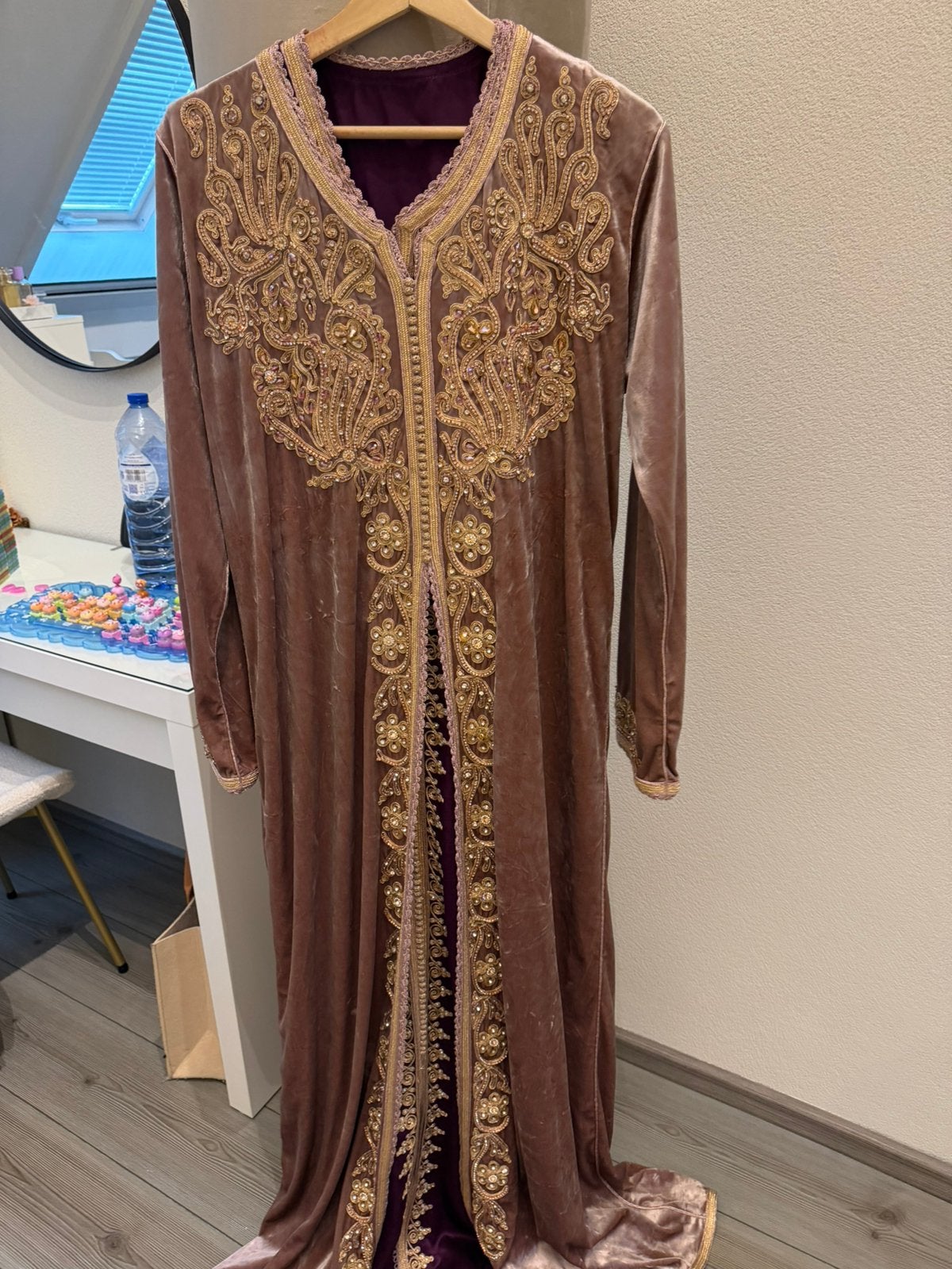 Takchita caftan, Ophalen of Verzenden, Zo goed als nieuw, Maat 38/40 (M), Overige typen