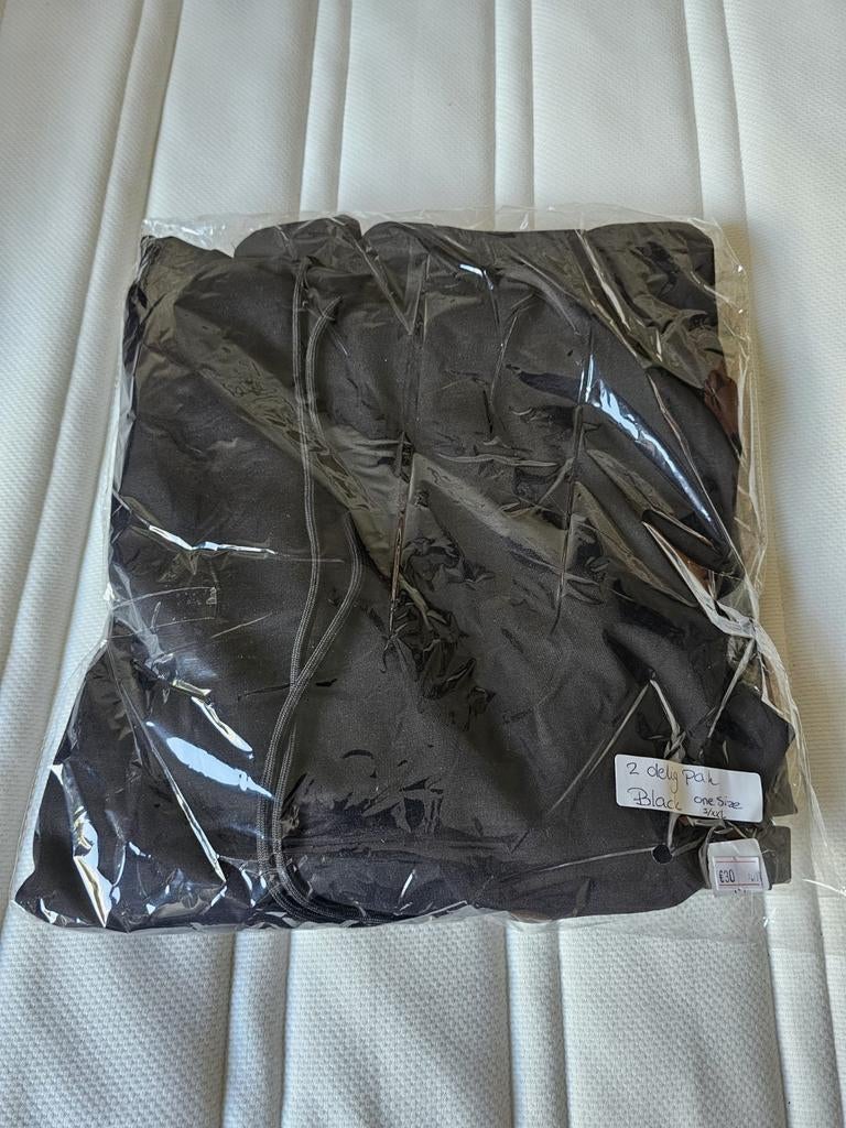 Nieuw 2-delig pak zwart, One Size (3/XXL), Nieuw, Ophalen of Verzenden, Onbekend, Kledingstraat 1, 1234 AB Textielstad