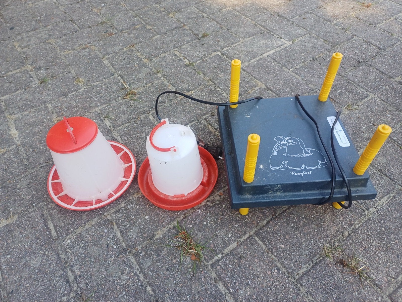 drinkbak warmhoudplaat voersilo, Dieren en Toebehoren, Ophalen of Verzenden, Drinken en Voederen