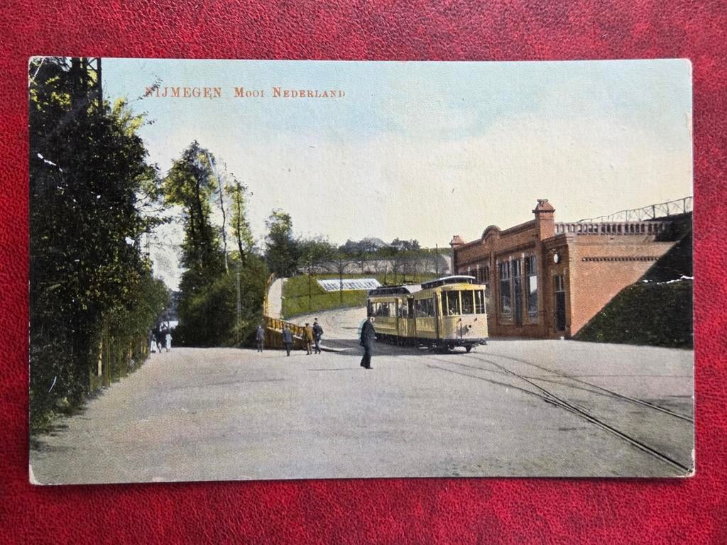 Nijmegen tram bij garage Ford Terwindt en Hekking, Ophalen of Verzenden, Voor 1920, Gelderland
