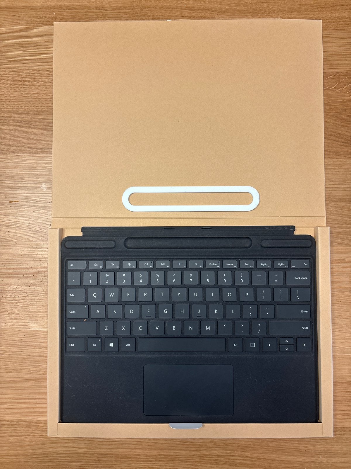 Microsoft Surface Pro Signature Keyboard - Kapot voor onderd, Verzenden, Qwerty, Niet werkend, Draadloos