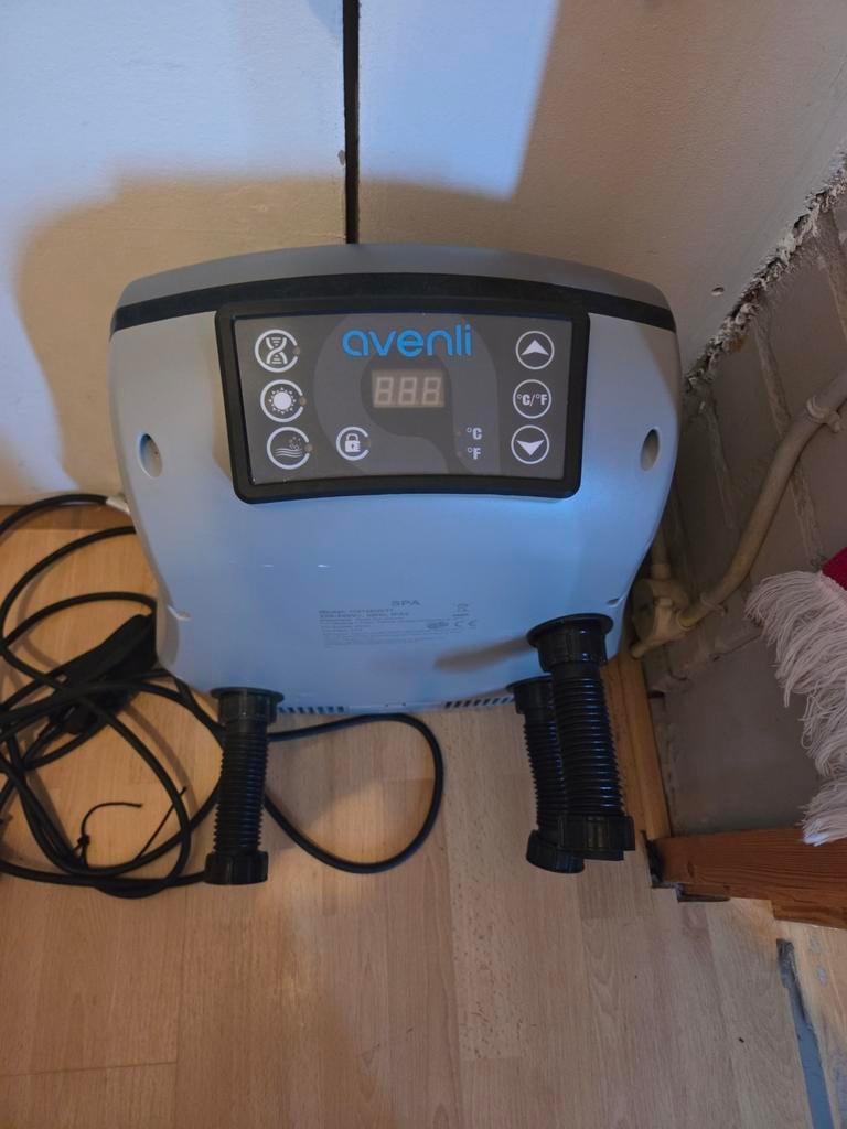 Avenli Spa Pomp en Verwarmingseenheid, Ophalen, Gebruikt, Pomp, Vast