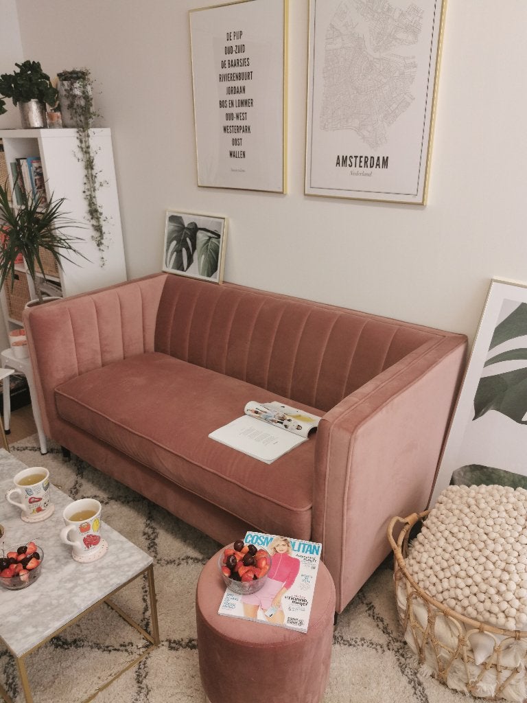Roze fluwelen bank in uitstekende staat, Huis en Inrichting, Banken | Bankstellen, Ophalen, 150 tot 200 cm, Driepersoons, 75 tot 100 cm