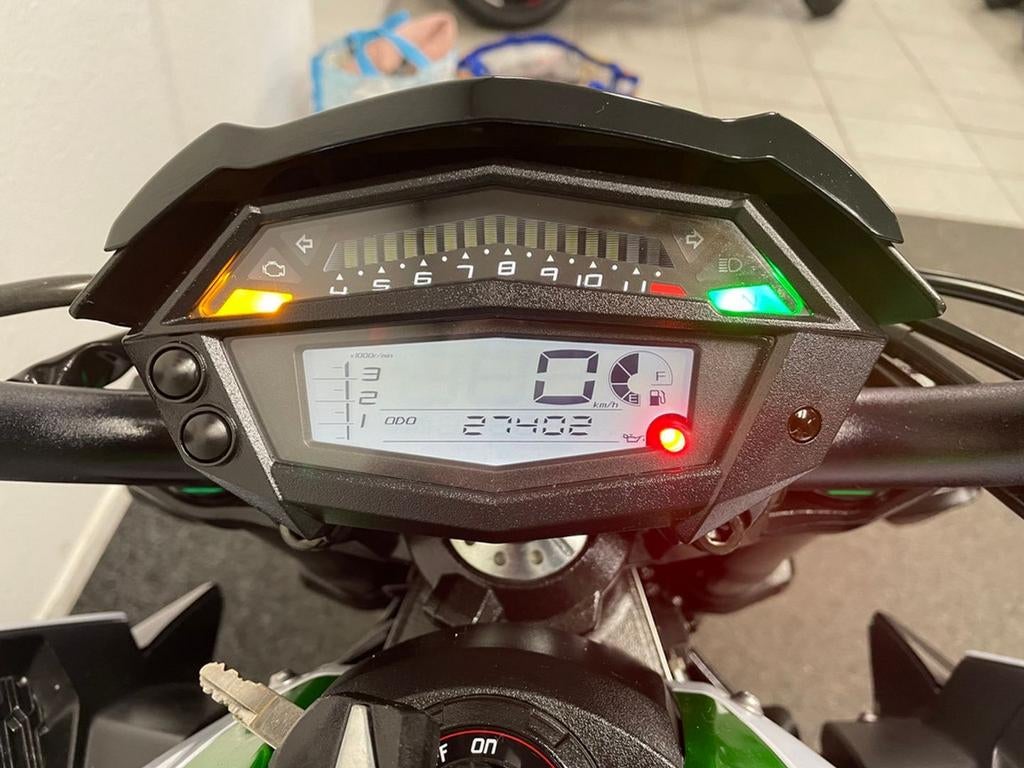⭐️⭐Prachtige Kawasaki Z 1000 ABS Z1000 (2016)⭐️⭐, Motoren, Kawasaki, 4 cilinders, Motorrijbewijs A, Bedrijf