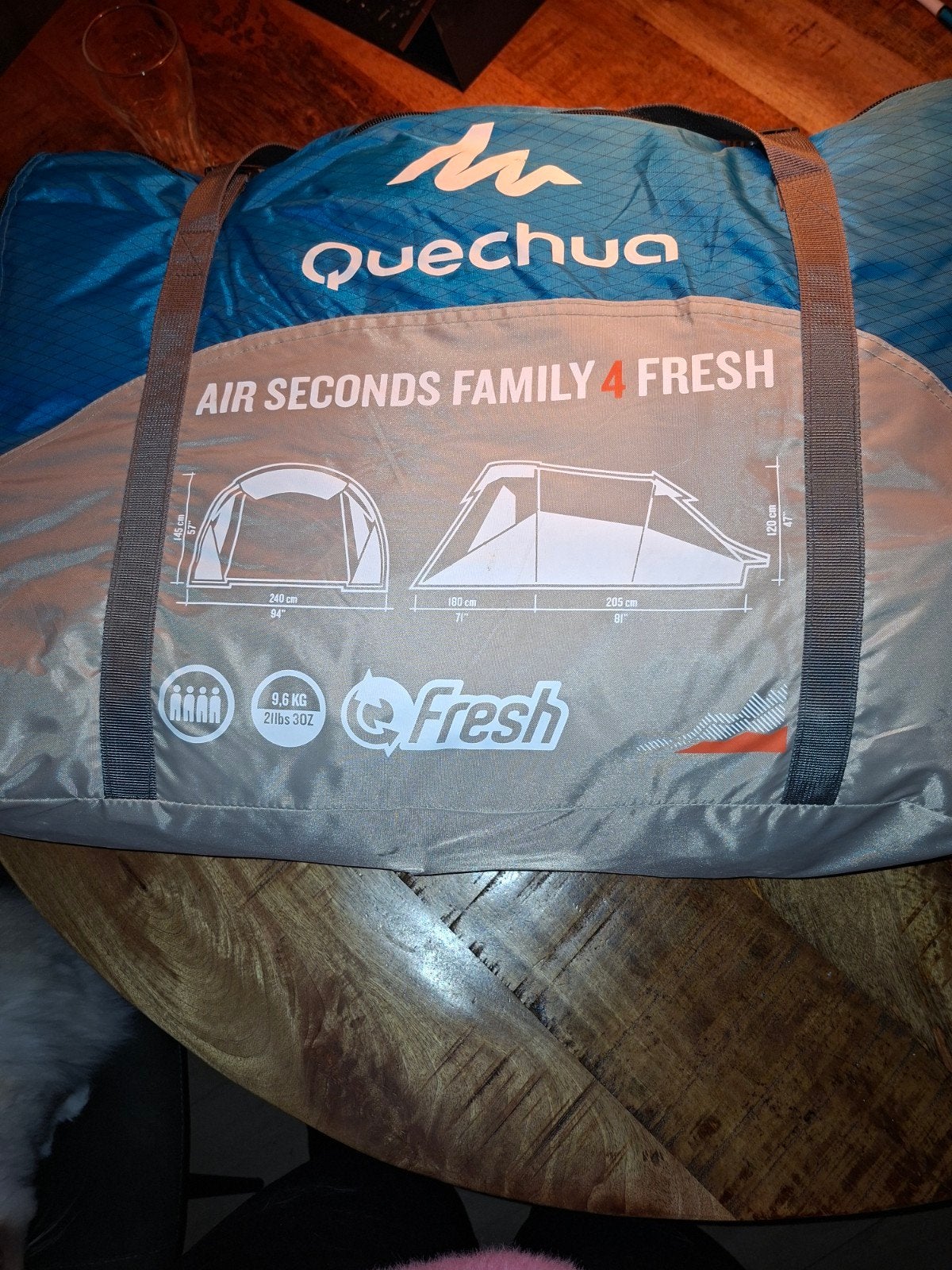 Quechua Air Seconds Family 4 Fresh Tent, Ophalen, Zo goed als nieuw, Tot en met 4