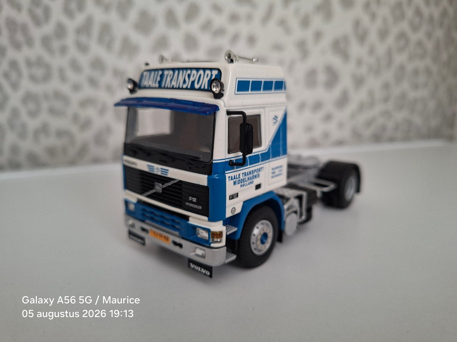 WSI, Volvo F12 Losse Trekker Taale Transport, Ophalen of Verzenden, Zo goed als nieuw, Bus of Vrachtwagen, Wsi