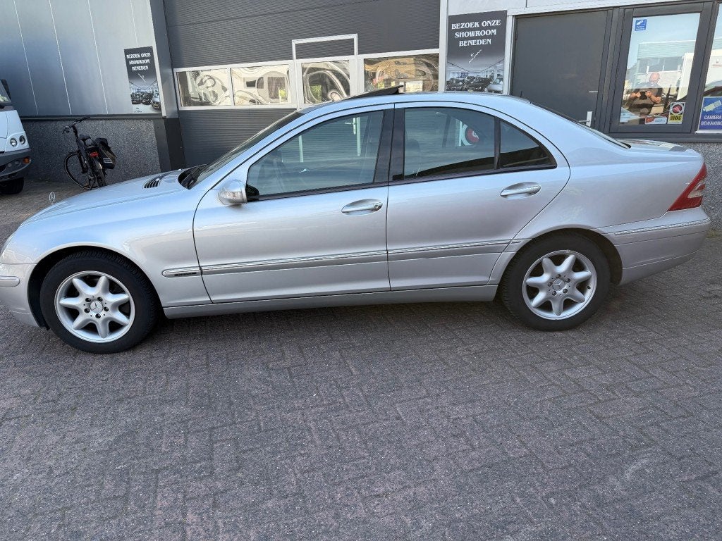 Mercedes-benz C-KLASSE 240 ELEGANCE, Auto's, Mercedes-Benz, Automaat, Gebruikt, 2597 cc, Bedrijf