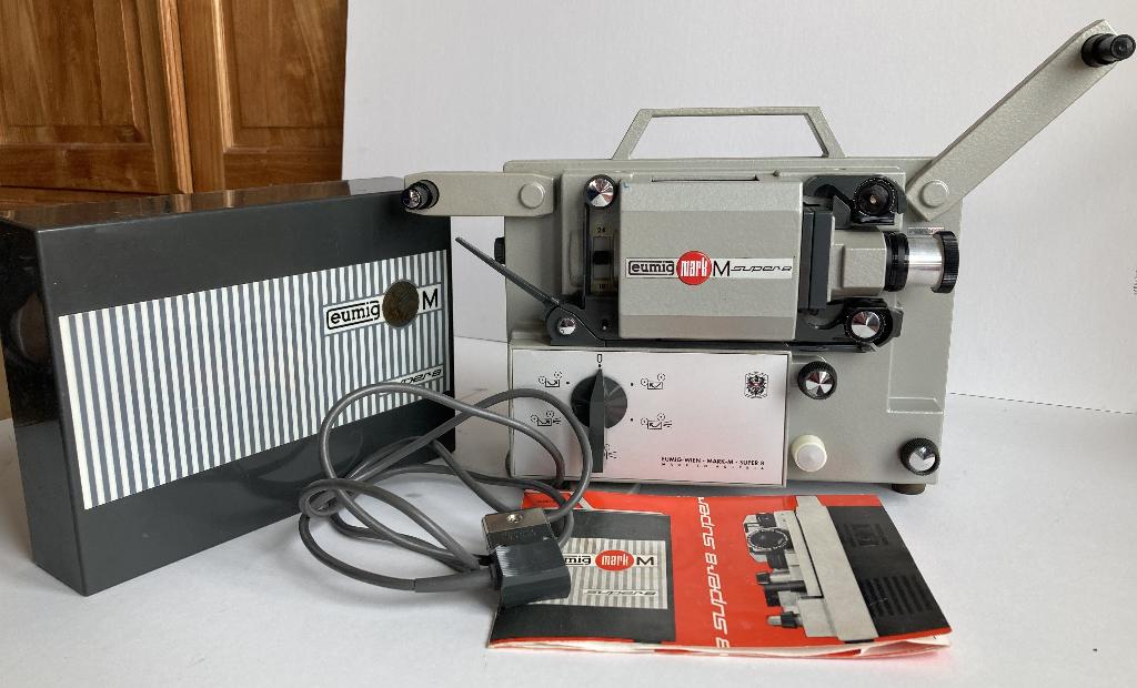 Eumig filmprojector, Ophalen of Verzenden, Gebruikt