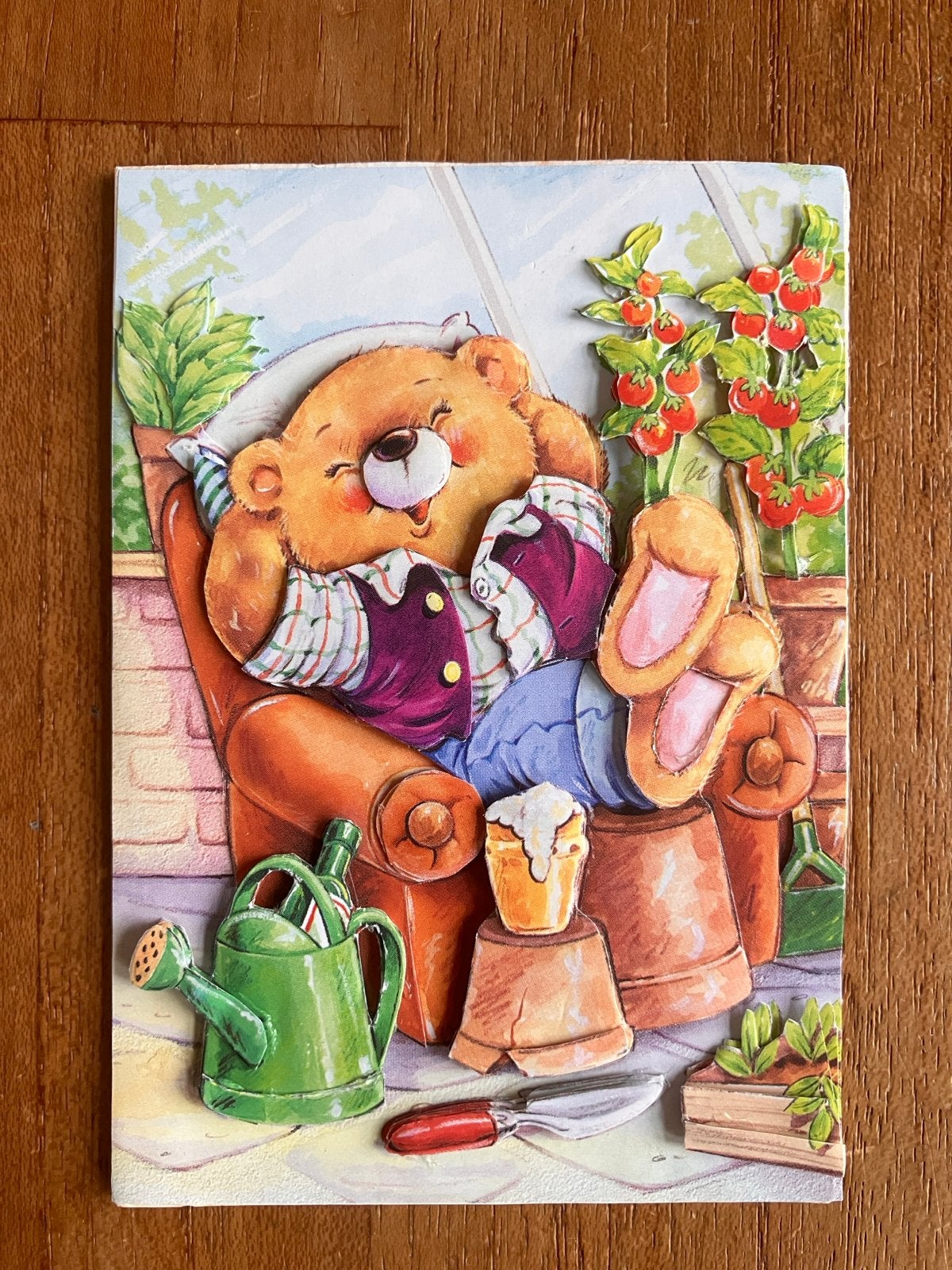 Oude 3D Wenskaart Beer in Tuin - knipkunst - reliëf, Ophalen of Verzenden, 1980 tot heden, Ongelopen, Natuur