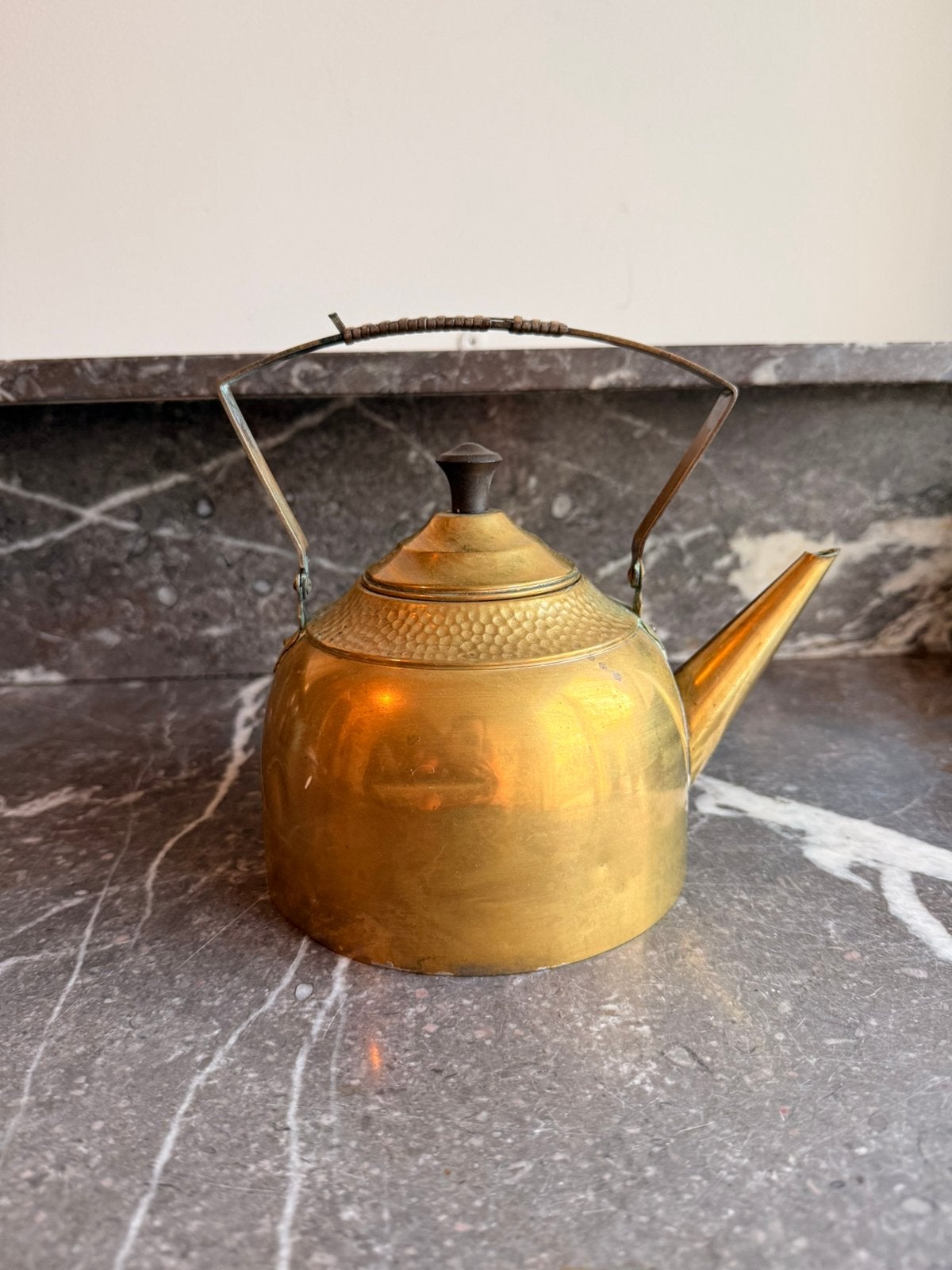 Vintage koperen theepot | messing ketel | gehamerd, Antiek en Kunst, Antiek | Koper en Brons, Ophalen of Verzenden, Koper