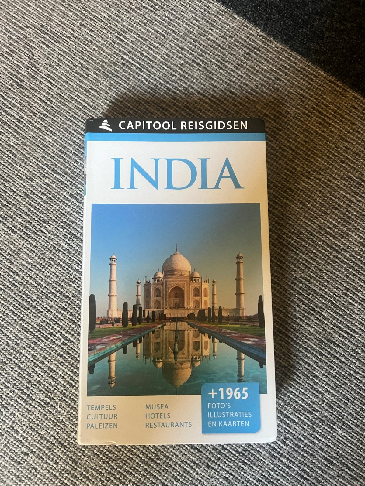 Capitool Reisgids India - Ontdek Tempels, Paleizen & Cultuur, Capitool, Ophalen of Verzenden, Zo goed als nieuw, Reisgids of -boek