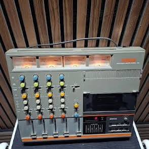 Fostex Model 250 (zie advertentie), Ophalen, Gebruikt, Minder dan 5 kanalen, Microfooningang
