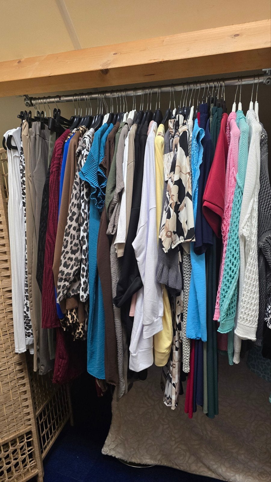 Restpartij dames kleding 100 stuks, Verzenden, Nieuw, Maat 46/48 (XL) of groter