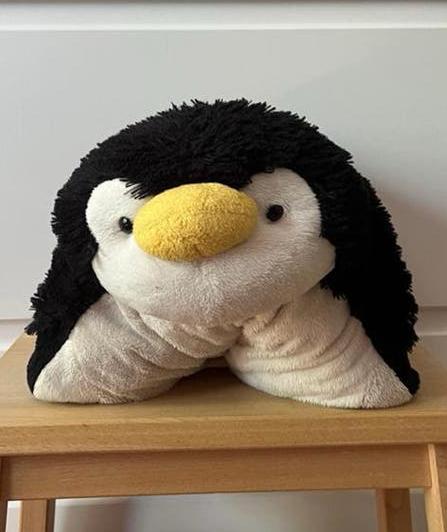Zwarte pinguïn knuffel kussen, Pinguïn, Zwart, Ophalen of Verzenden, Zo goed als nieuw