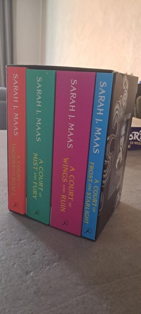 A Court of Thorns and Roses serie - Sarah J. Maas, Boeken, Romans, Gelezen, Ophalen of Verzenden