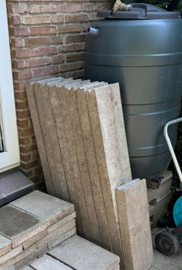 Gratis- Betonnen banden, Ophalen, Zo goed als nieuw, Overige materialen