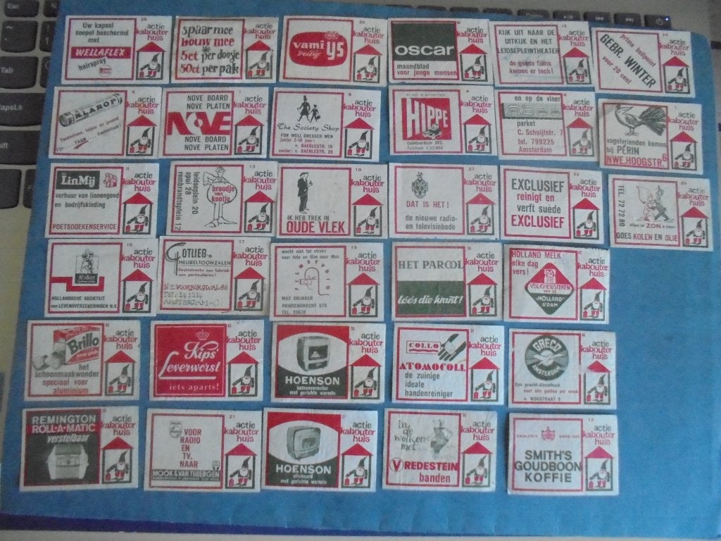 33 oude lucifermerken Kabouter Huis met reclame 1/8, Ophalen of Verzenden, Zo goed als nieuw, Luciferdoosjes of -merken