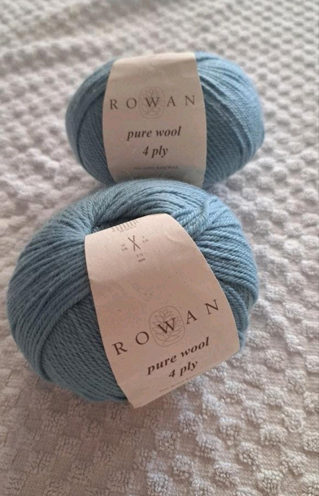 Rowan Pure Wool 4 Ply - 2 bollen 100% wol, Ophalen of Verzenden, Nieuw, Breien of Haken, Wol of Garen