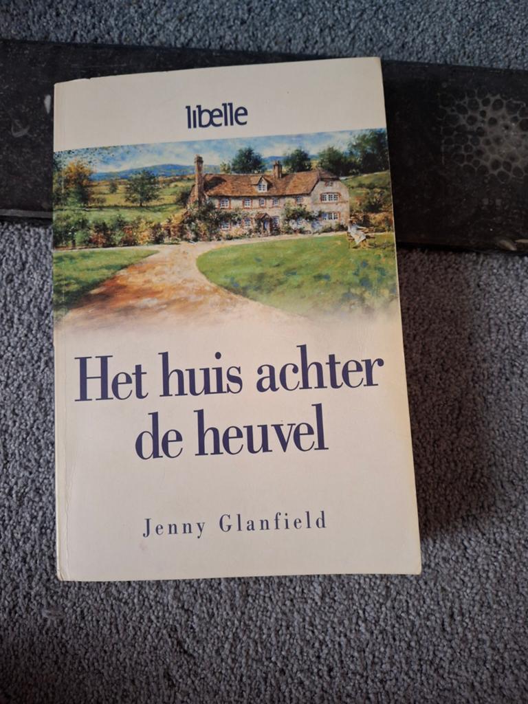 Het huis achter de heuvel - Jenny Glanfield (Libelle), Ophalen of Verzenden, Gelezen, Jenny Glanfield, Europa overig
