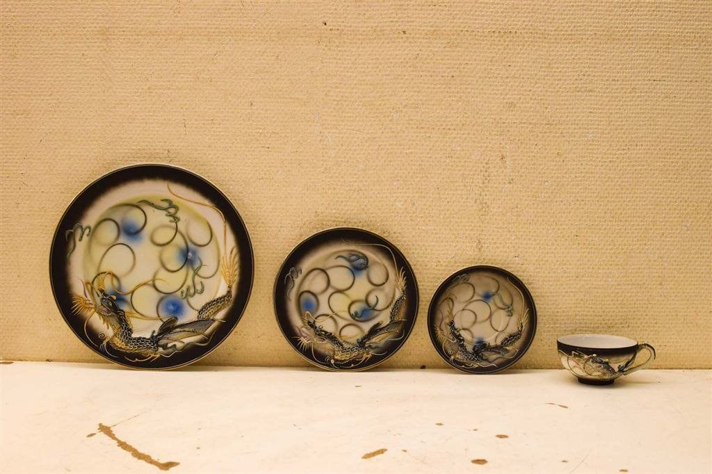 4 delig Porselein servies 51135, Gebruikt, Ophalen of Verzenden, Bord(en), Overige stijlen