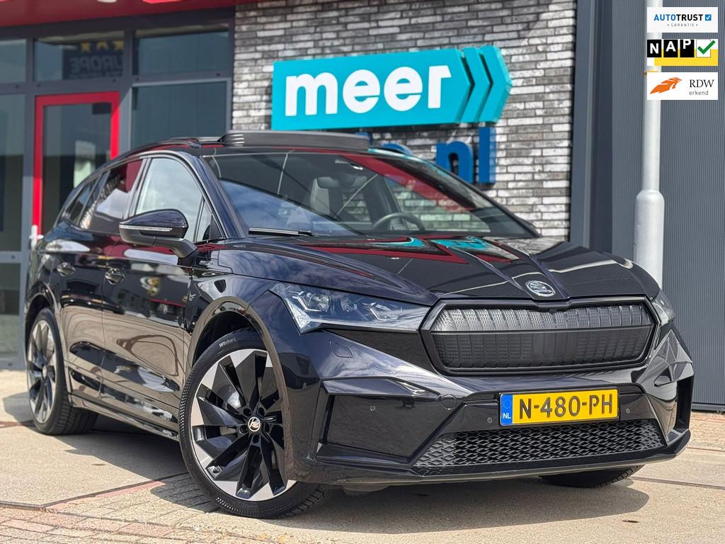 Skoda Enyaq iV 80 Sportline SOH 93.7% l PANO l TREKHAAK l CA, Auto's, Skoda, Automaat, Achterwielaandrijving, Gebruikt, 750 kg