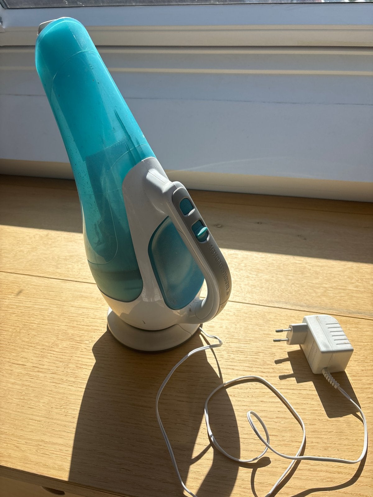 Black & Decker Kruimeldief met Oplaadstation, Overige merken, Gebruikt, Kruimeldief, Draadloos