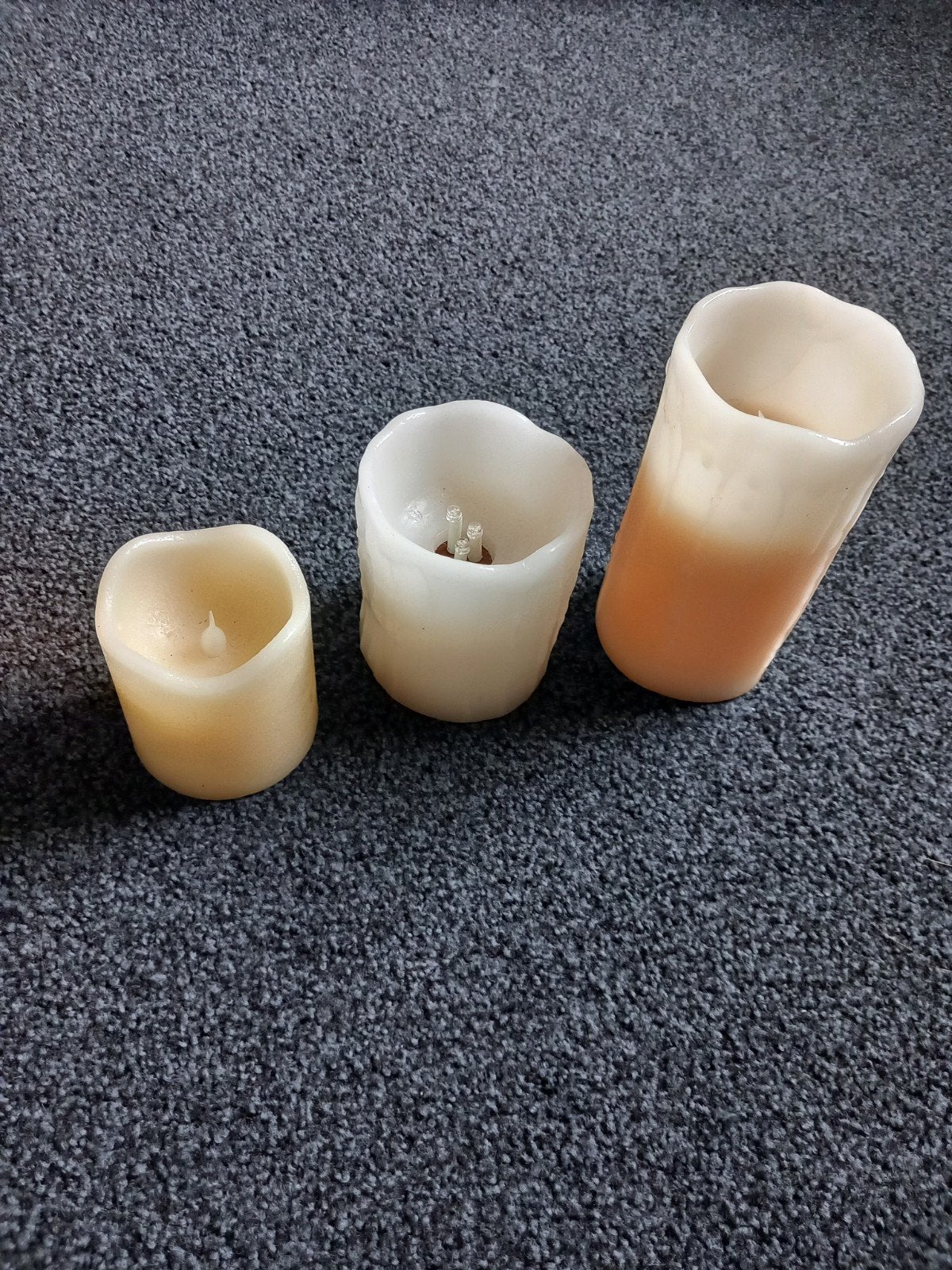 3 led kaarsen, verschillende afmetingen, Huis en Inrichting, Overige materialen, Crème, Ophalen of Verzenden, Zo goed als nieuw