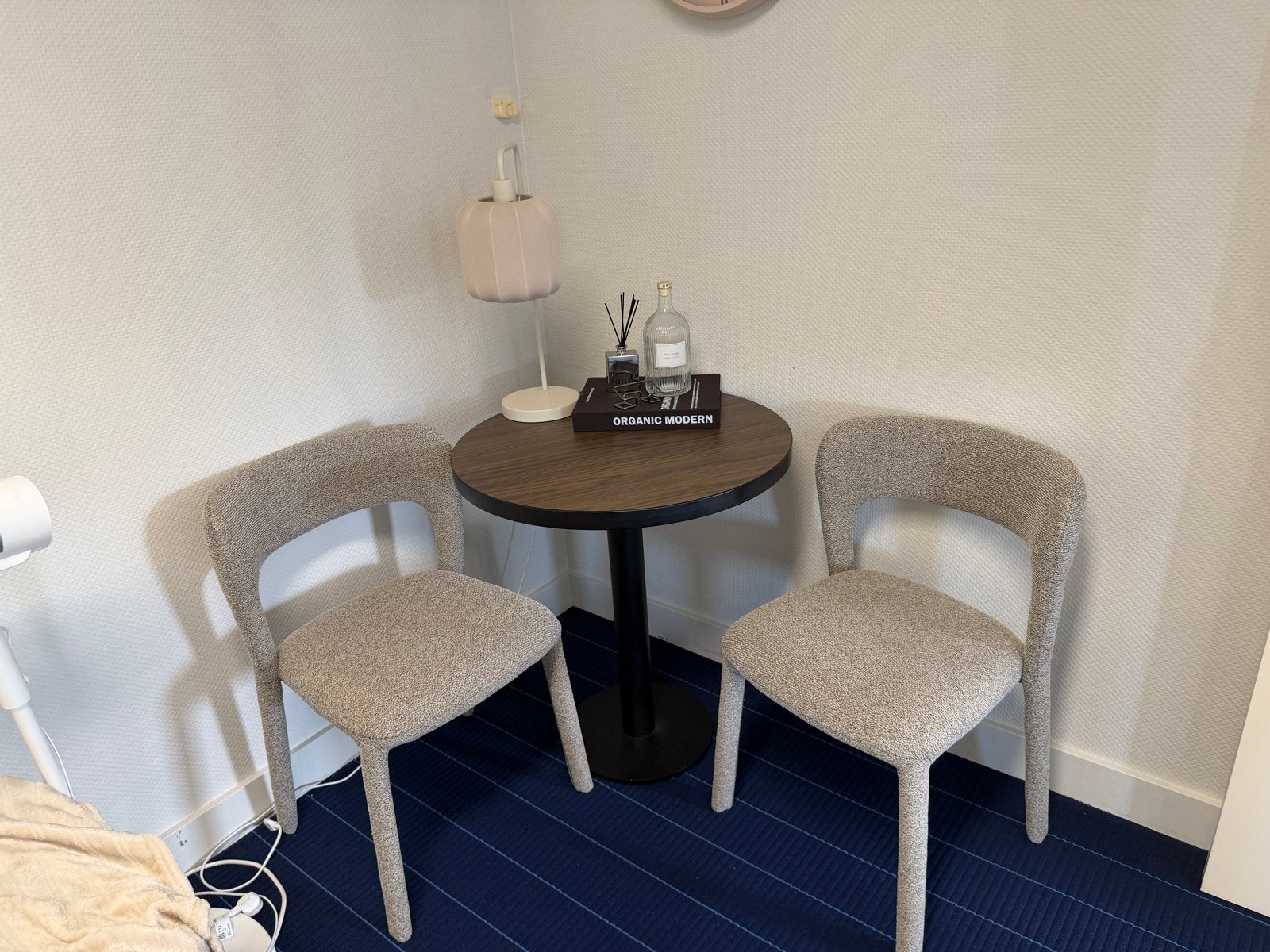 Bistro tafel met stoelen (ook los te koop), Ophalen, Minder dan 50 cm, Gebruikt, Rond