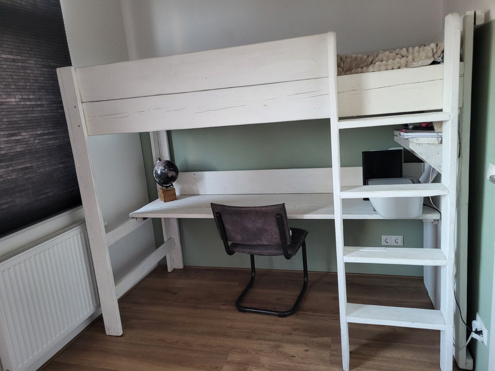 BRENGEN IN OVERLEG MOGELIJK mooie steigerhouten hoogslaper m, Eenpersoons, Ophalen of Verzenden, Zo goed als nieuw, 90 cm
