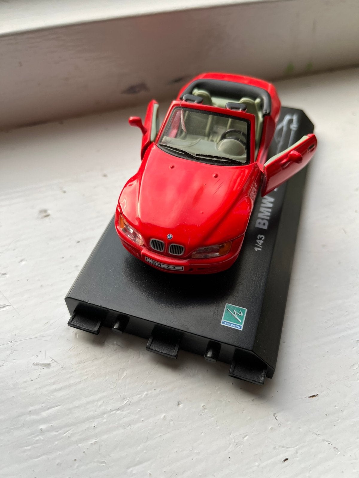 Foto 4 van BMW Z3 Roadster 1/43