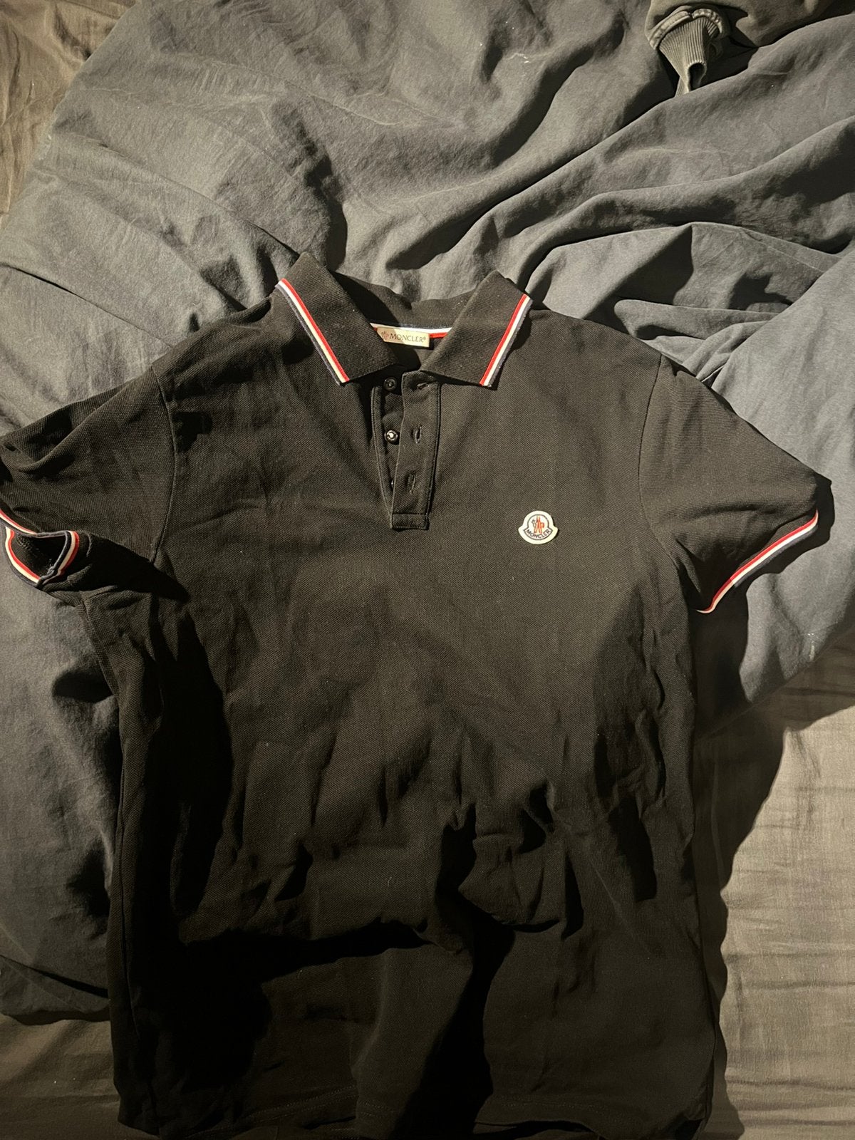 Moncler polo, Ophalen of Verzenden, Zo goed als nieuw, Maat 46 (S) of kleiner, Zwart