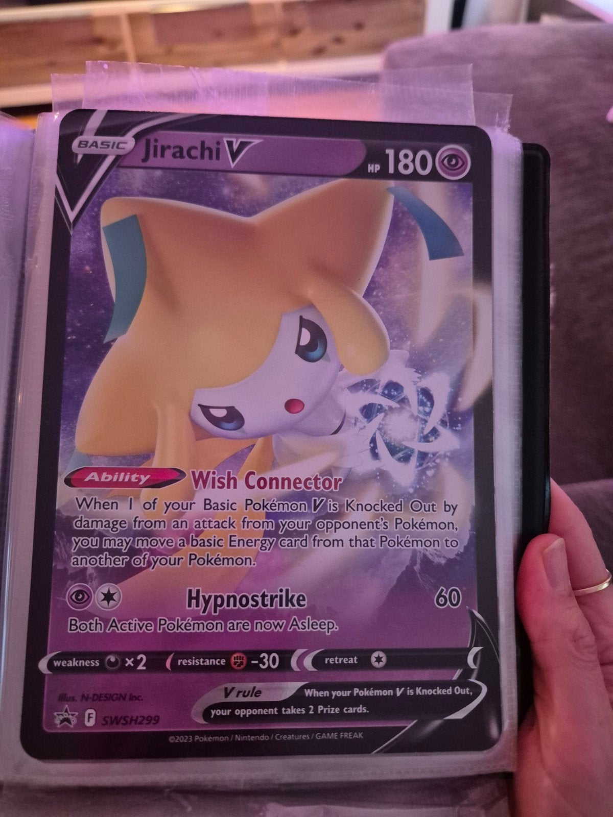 Jirachi V Pokémon Kaart (Oversized) swsh299, Ophalen of Verzenden, Zo goed als nieuw, Losse kaart