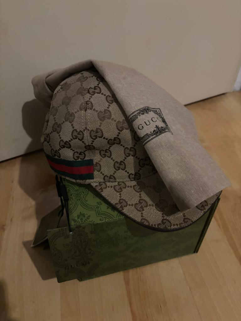 Gucci pet, Ophalen of Verzenden, Zo goed als nieuw, One size fits all