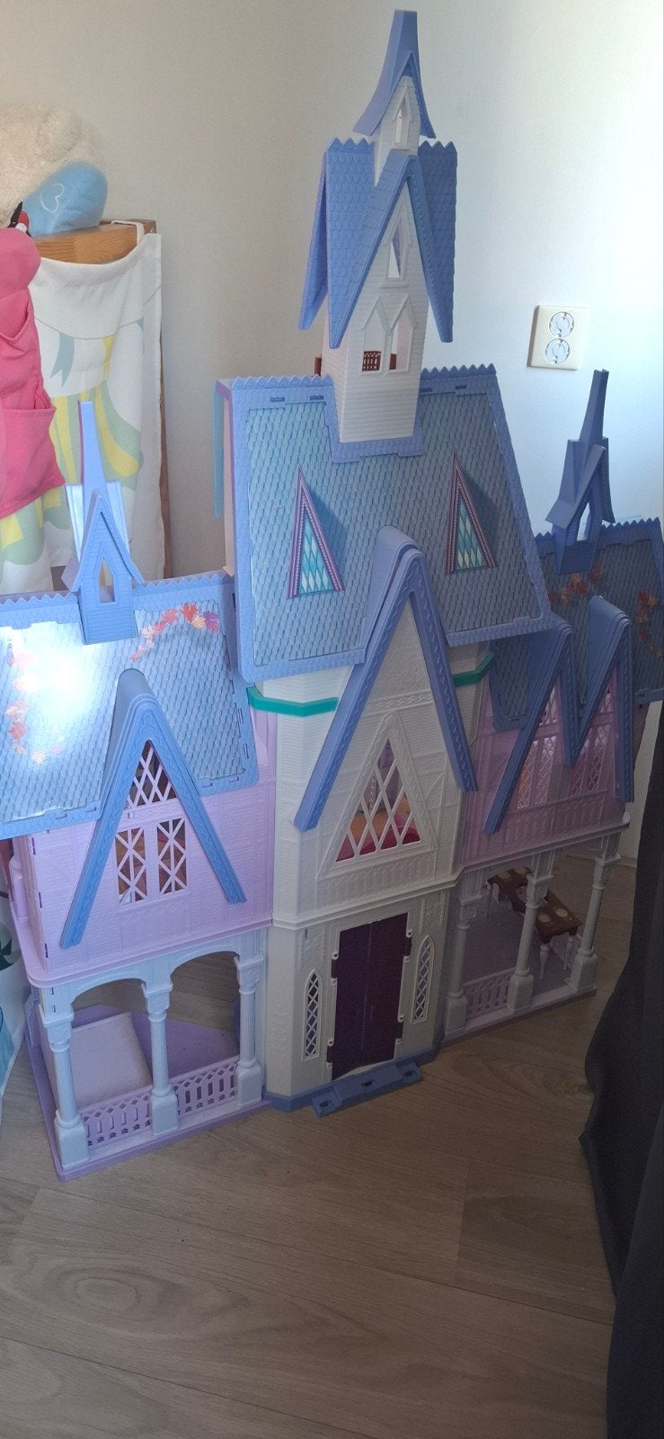 Disney Frozen Arendelle Kasteel Poppenhuis, Ophalen