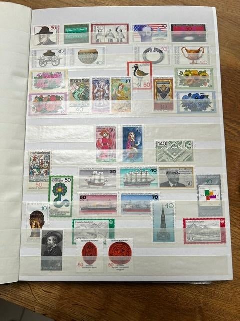 Stokboek postfris Duitsland vanaf 1976 tm 1999 lees onder, Postzegels en Munten, Ophalen of Verzenden, BRD, Postfris
