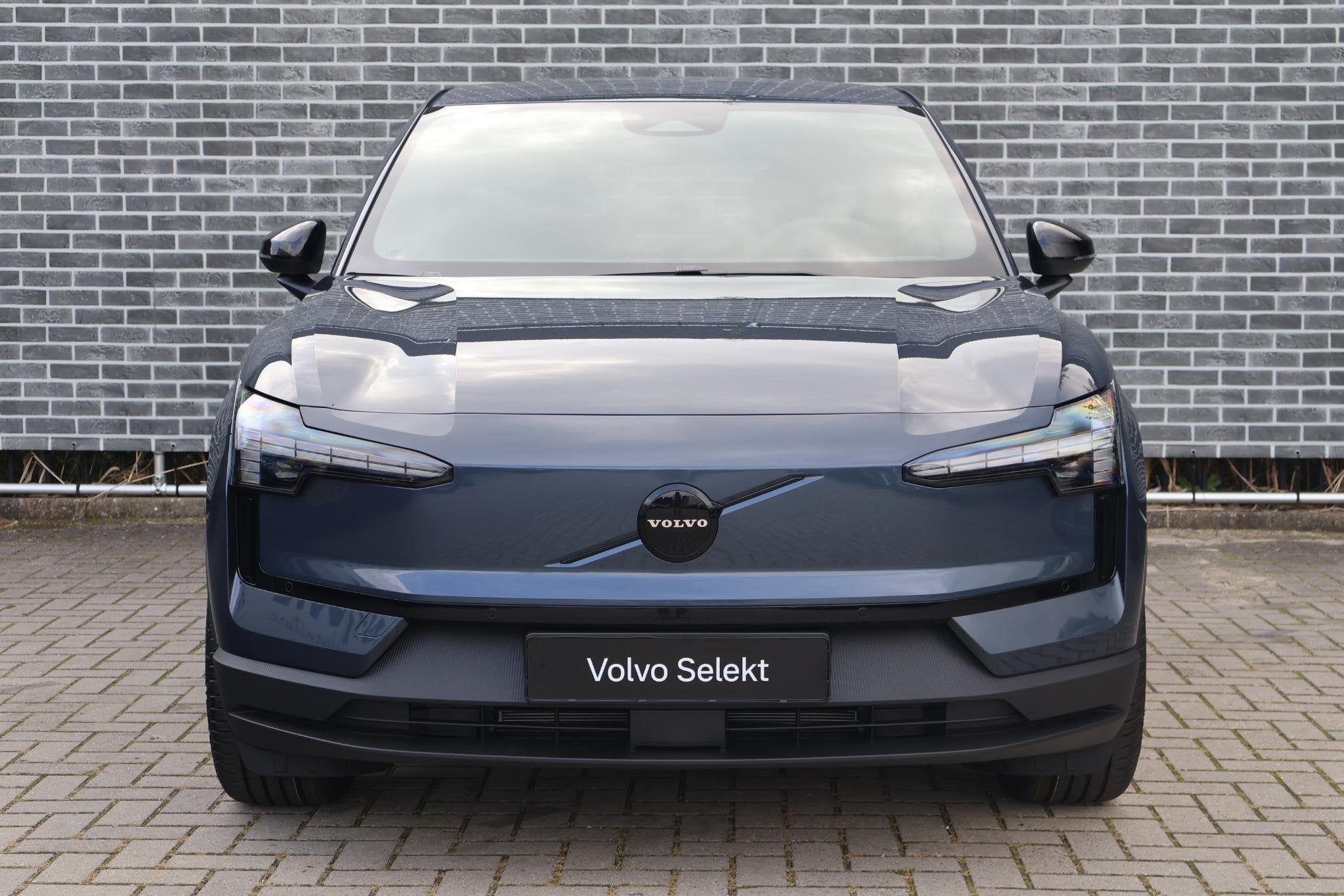 Volvo EX30 P5 Long Range Plus Black Edition Europa 69 kWh |, Auto's, Automaat, Blauw, Nieuw, SUV of Terreinwagen