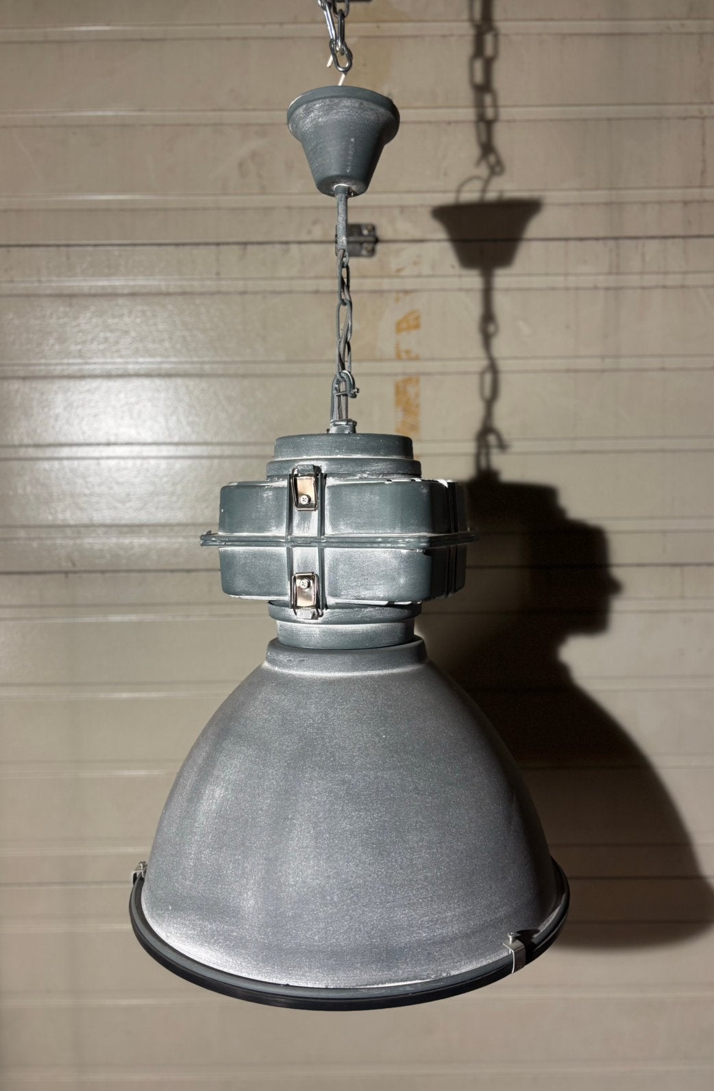Mexlite Densi hanglamp – grijs – industrieel design, Ophalen