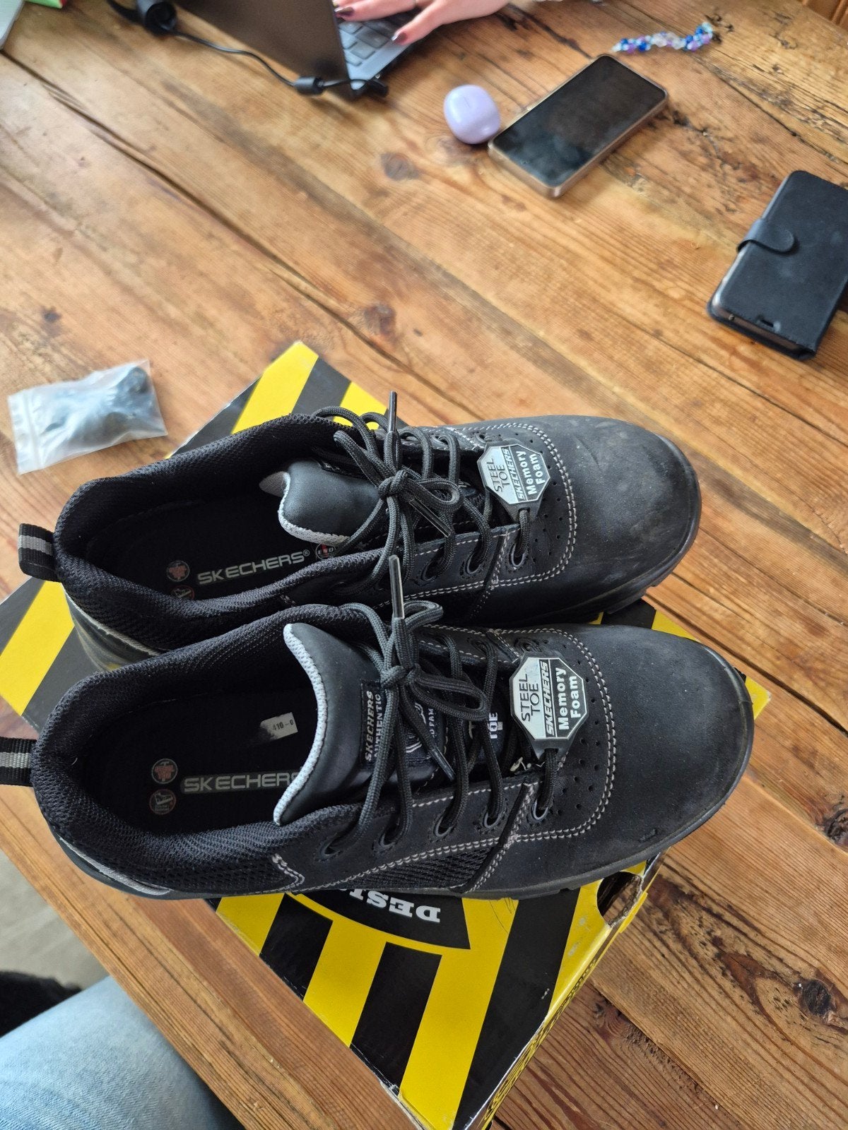 Skechers werkschoenen met stalen neus, maat 41, Kleding | Heren, Ophalen of Verzenden