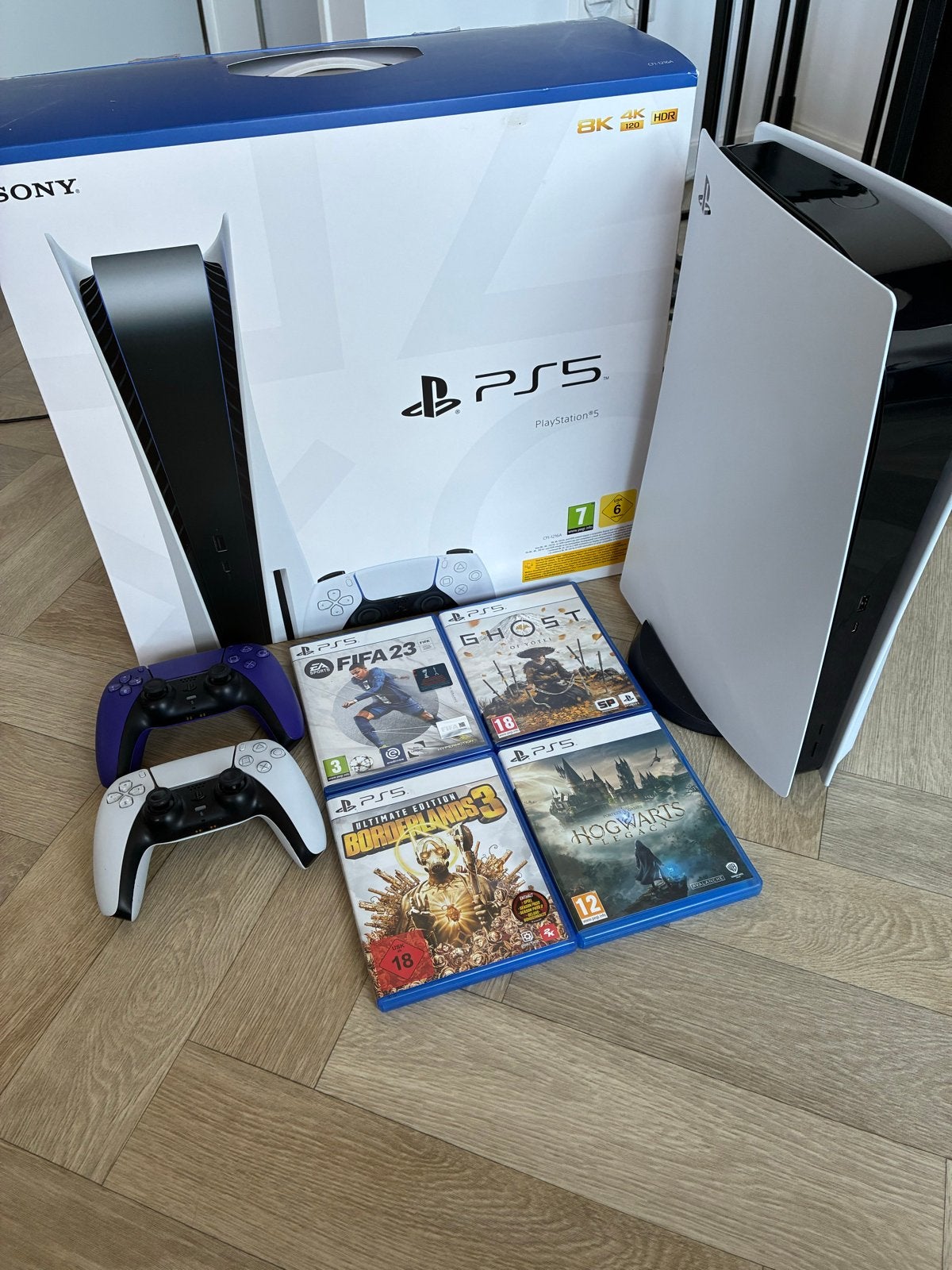 PlayStation 5 Disc Edition met 2 controllers en games, Spelcomputers en Games, Games | Sony PlayStation 5, Gebruikt, Vanaf 18 jaar