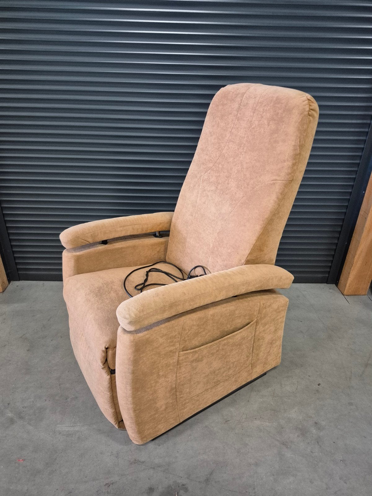 Comfortabele FitFORM sta-opstoel, Ophalen, Gebruikt, Bruin, Modern, Comfort