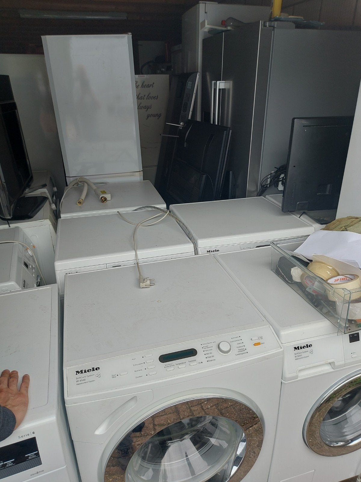Foto 4 van Retouren Witgoed: Wasmachines, Koelkasten, Vaatwassers