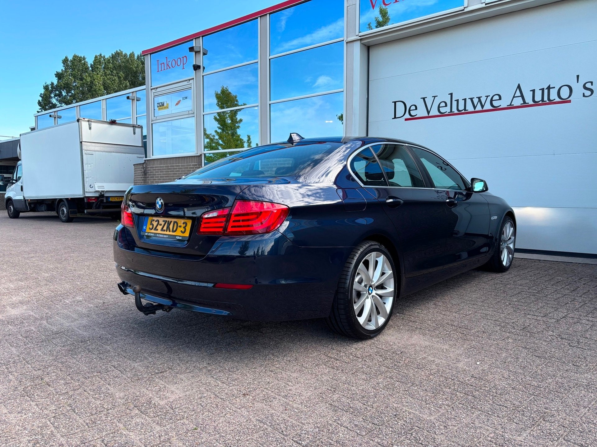 BMW 5-serie 520i High Executive|Trekhaak|Navi|Climate|PDC, Auto's, BMW, Automaat, Euro 5, Achterwielaandrijving, Gebruikt