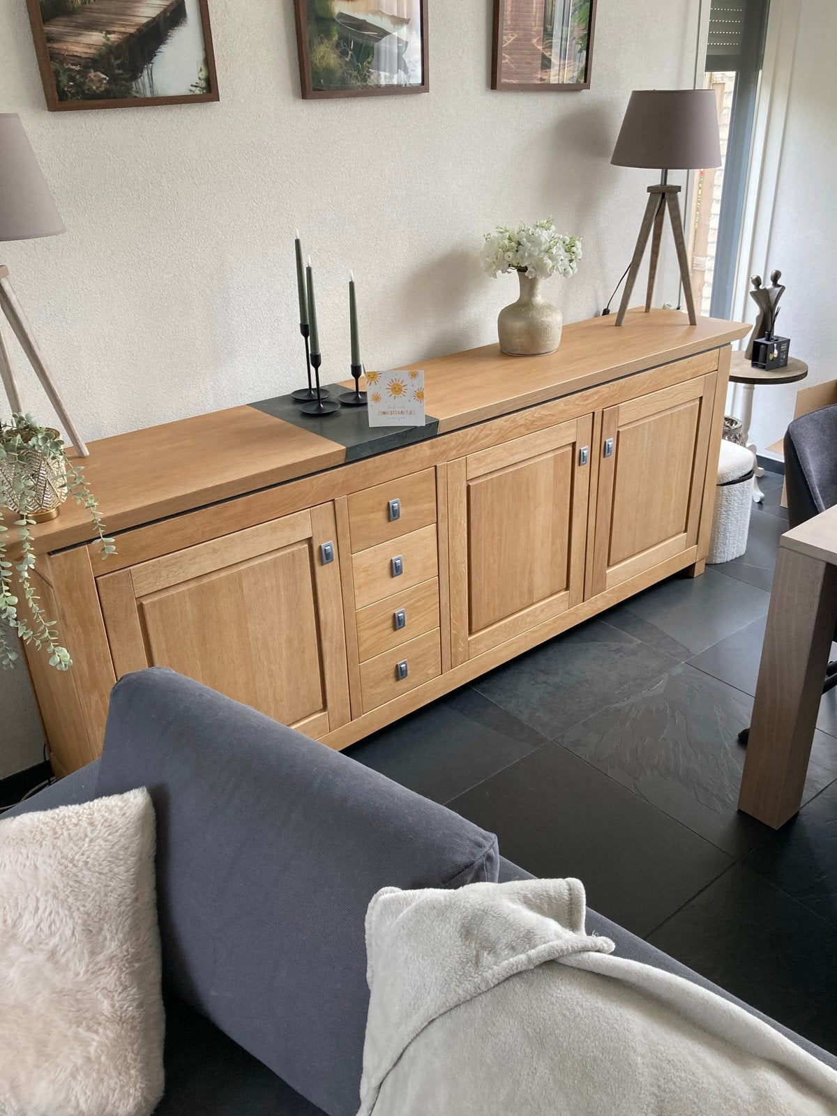 Massief eiken dressoir met lades en deuren, Huis en Inrichting, Kasten | Dressoirs, Ophalen, Eikenhout, Zo goed als nieuw, 200 cm of meer