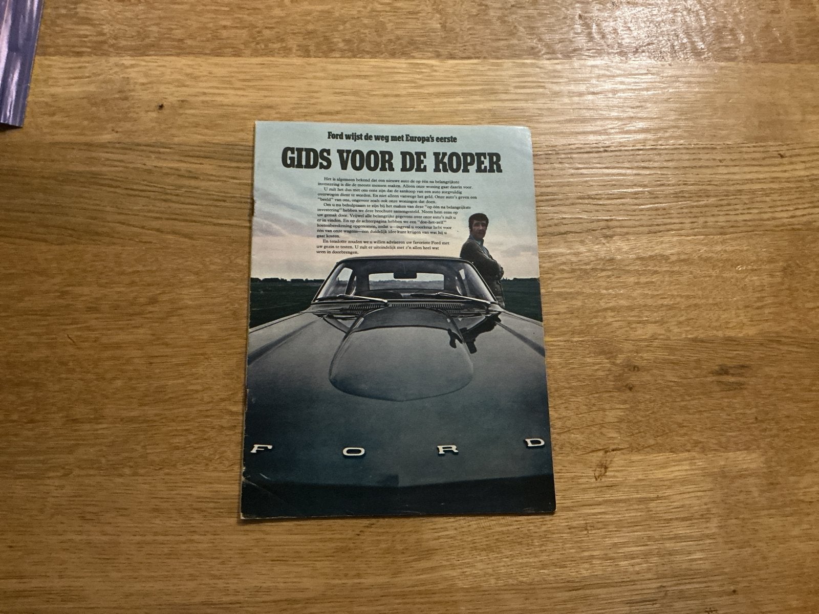 Ford Gids voor de Koper - Escort (1968), Ophalen of Verzenden, Gelezen, Ford
